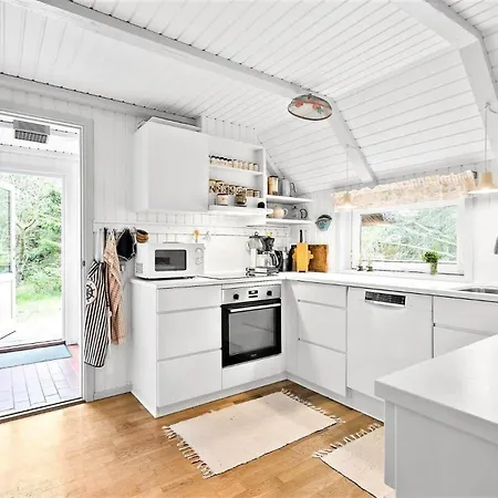 602-hvide-sande-nygardsvej-32 * Bjerregård