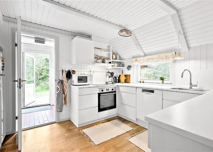 602-hvide-sande-nygardsvej-32 * Bjerregård